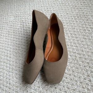 Lucky Brand Dellie Ballet Flat square Toe size 8.5